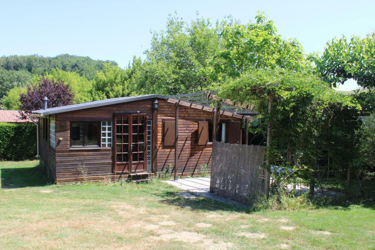Camping Familial Paisible Avec Piscine, Mobil Home , Chalet, Studio & Emplacement Nue Casties-Labrande Ngoại thất bức ảnh